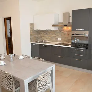 Apartment Trilocale Palazzo